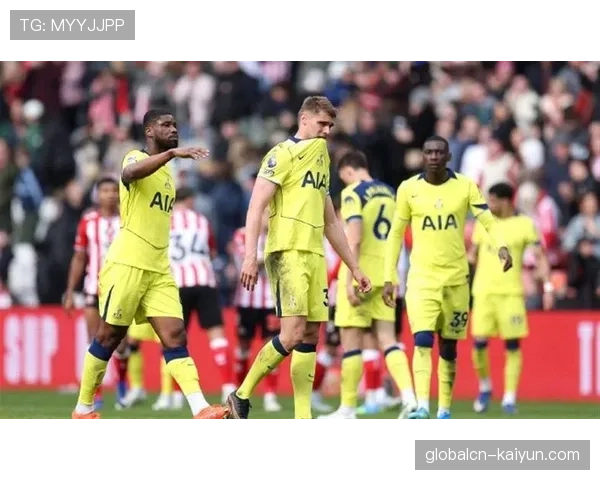 热刺14轮不胜正式跌入降级区，德泽尔比执教首秀遭遇开门黑